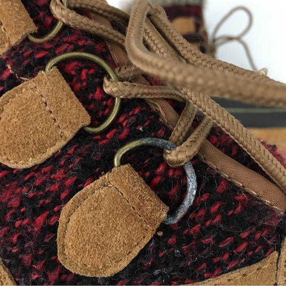 Totes Faux Fur Plaid Cloth Lace Up Winter Duck Boots Lynn Tan Size 7 M - Picture 12 of 13